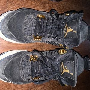 Jordan 4’s
